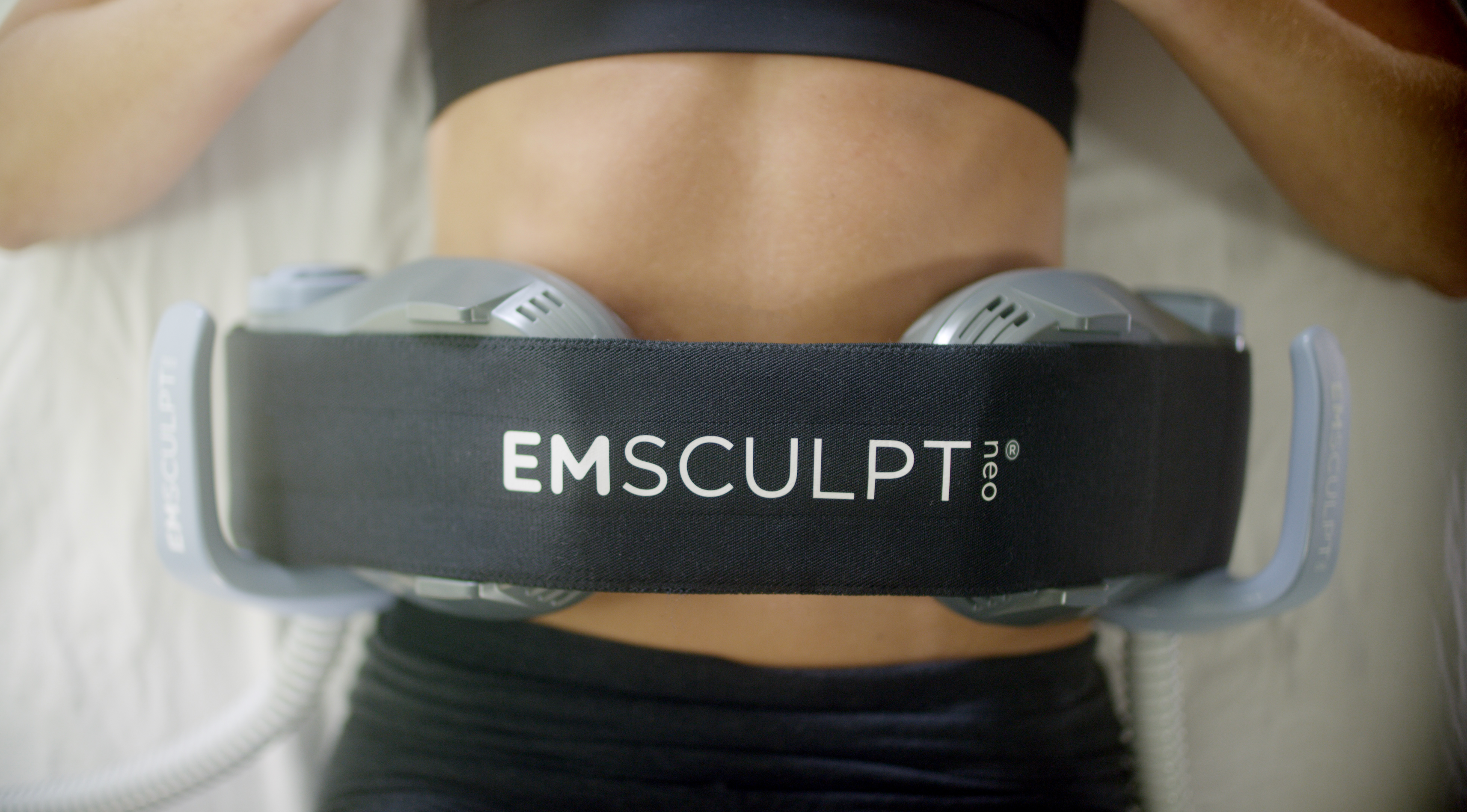 $49 Waistline Sculpting Demo – Emsculpt Neo Edge